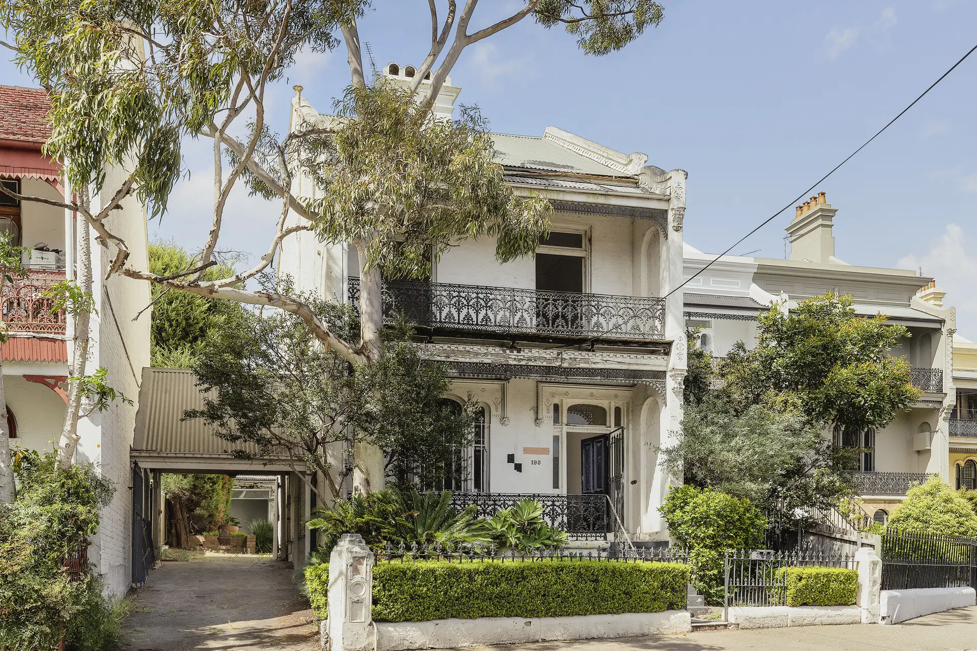 193 Glenmore Road, Paddington Sold by Bradfield Badgerfox - image 1