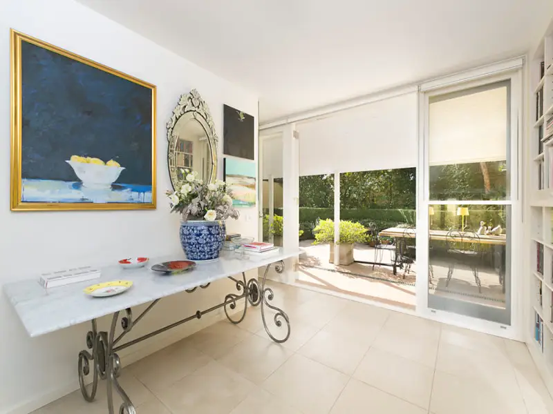 76 Cameron Street, Edgecliff Sold by Bradfield Badgerfox - image 1