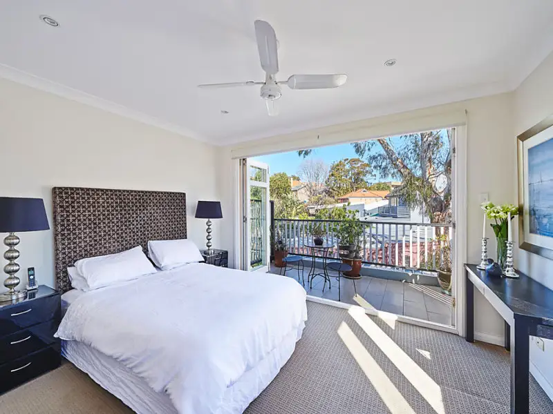 38 Gilderthorpe Avenue, Randwick Sold by Bradfield Badgerfox - image 1