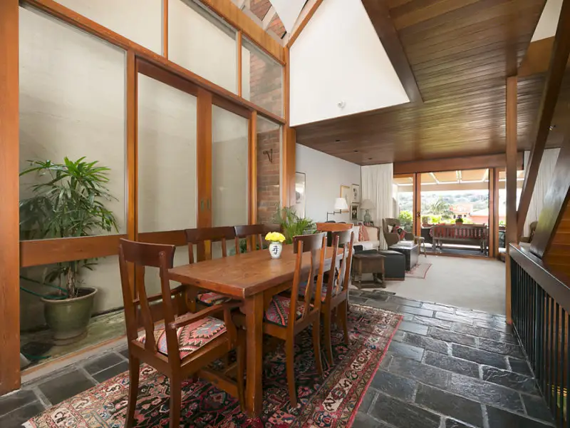 249A Edgecliff Road, Woollahra Sold by Bradfield Badgerfox - image 1