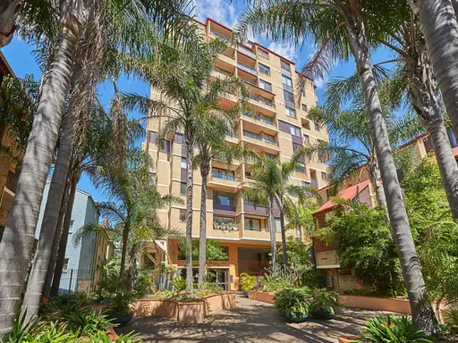 46/103 Victoria Street, Potts Point Sold by Bradfield Badgerfox