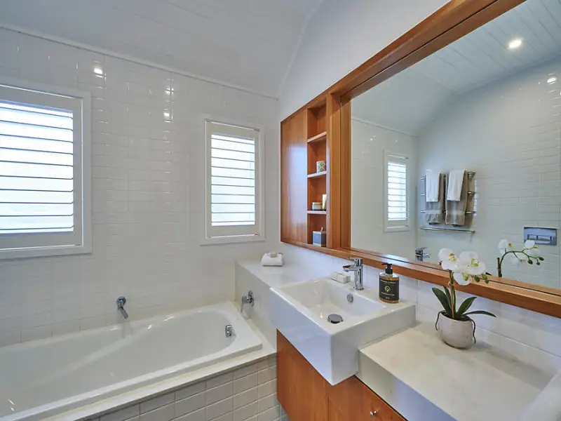 2 Spicer Lane, Woollahra Sold by Bradfield Badgerfox - image 1