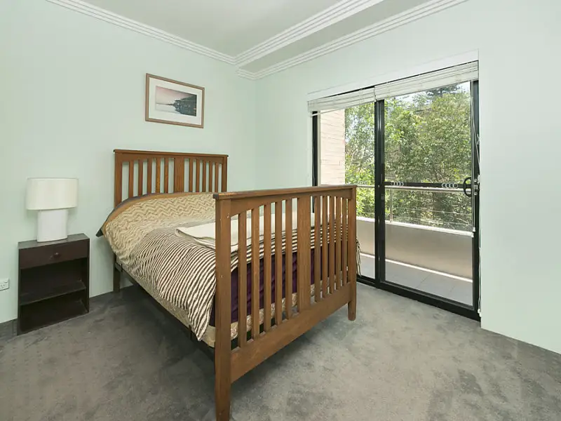 6/62-64 Clovelly Road, Randwick Sold by Bradfield Badgerfox - image 1