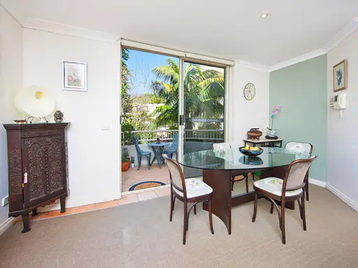 37/118 Wallis Street, Woollahra Sold by Bradfield Badgerfox