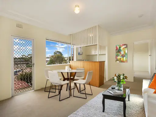 19/5A William Street, Randwick Sold by Bradfield Badgerfox