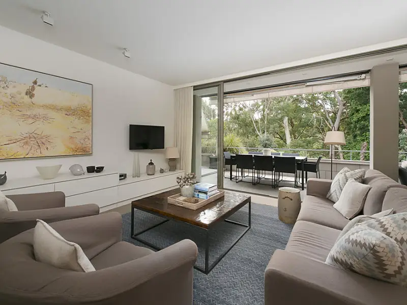 5/8 Fig Tree Lane, Woollahra Sold by Bradfield Badgerfox - image 1