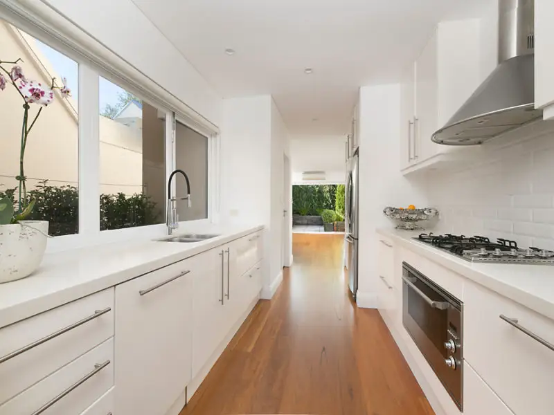 37 Holdsworth Street, Woollahra Sold by Bradfield Badgerfox - image 1