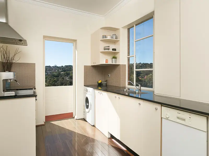 4/18 Chester Street, Woollahra Sold by Bradfield Badgerfox - image 1