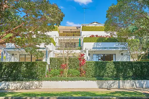 2/239 O\'Sullivan Road, Bellevue Hill Sold by Bradfield Badgerfox