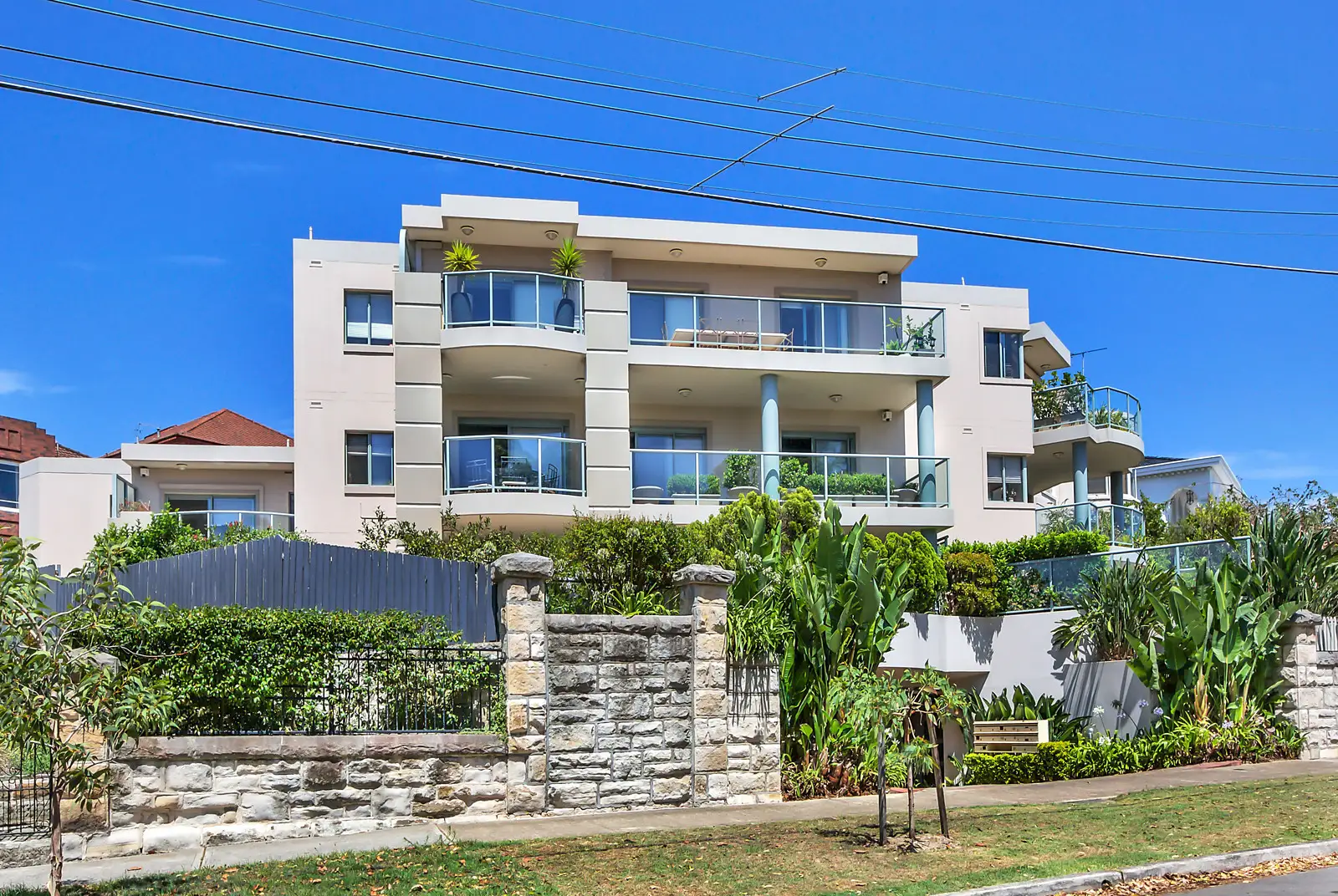 4/8 Benelong Crescent, Bellevue Hill Sold by Bradfield Badgerfox - image 1