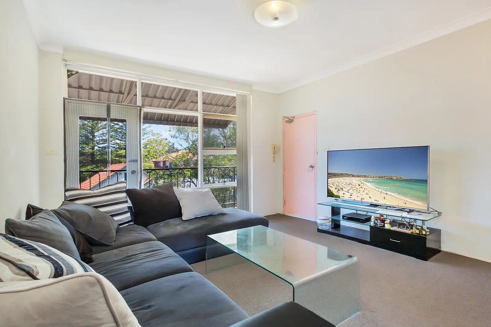 2/81 New South Head Road, Vaucluse Sold by Bradfield Badgerfox - image 1