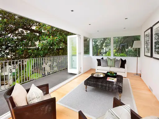 6/89 Ocean Street, Woollahra Sold by Bradfield Badgerfox