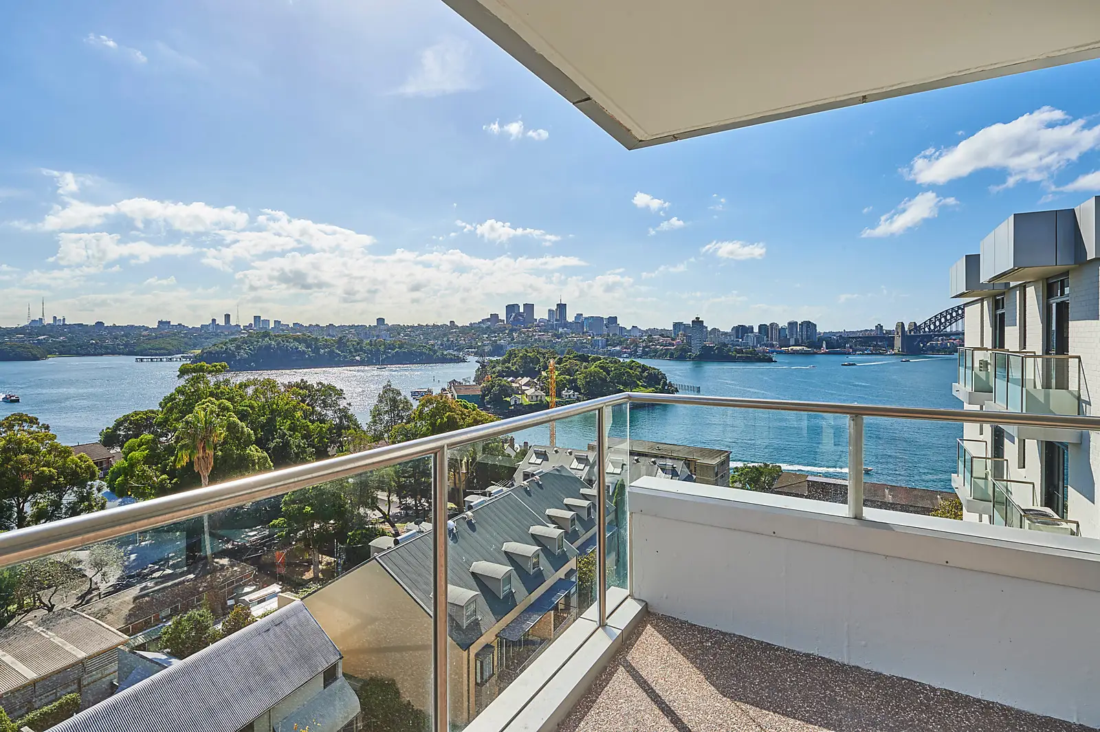 29/9 Nicholson Street, Balmain Sold by Bradfield Badgerfox - image 1