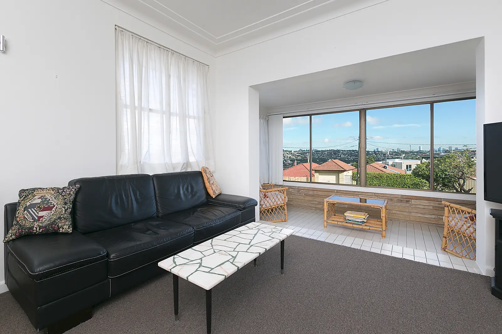 20 Wentworth Street, Dover Heights Sold by Bradfield Badgerfox - image 1