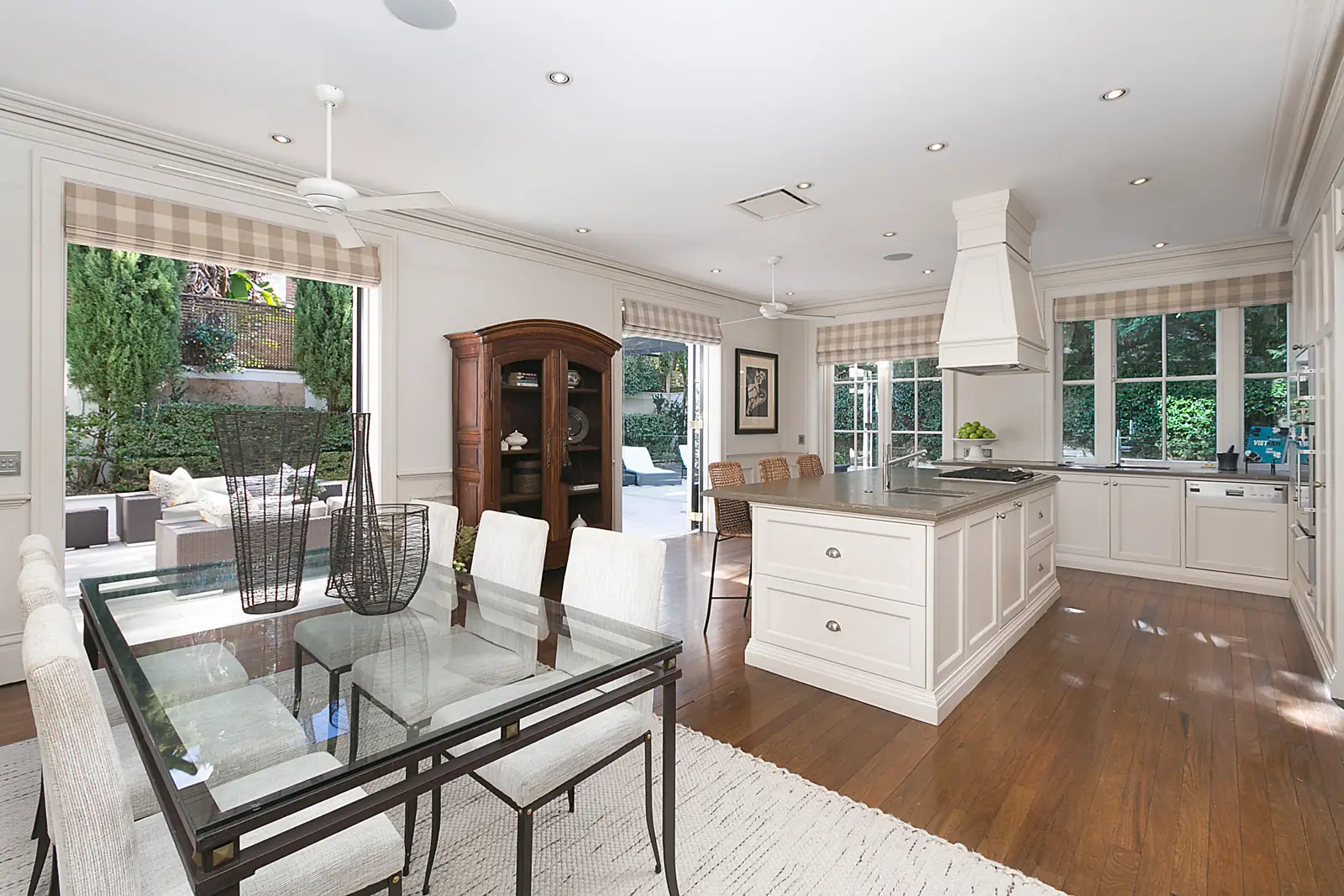 4 Rosemont Avenue, Woollahra Sold by Bradfield Badgerfox - image 1