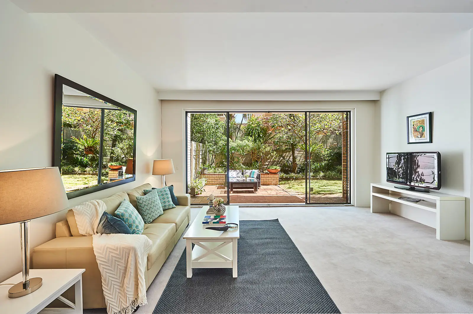 7/374 Edgecliff Road, Woollahra Sold by Bradfield Badgerfox - image 1