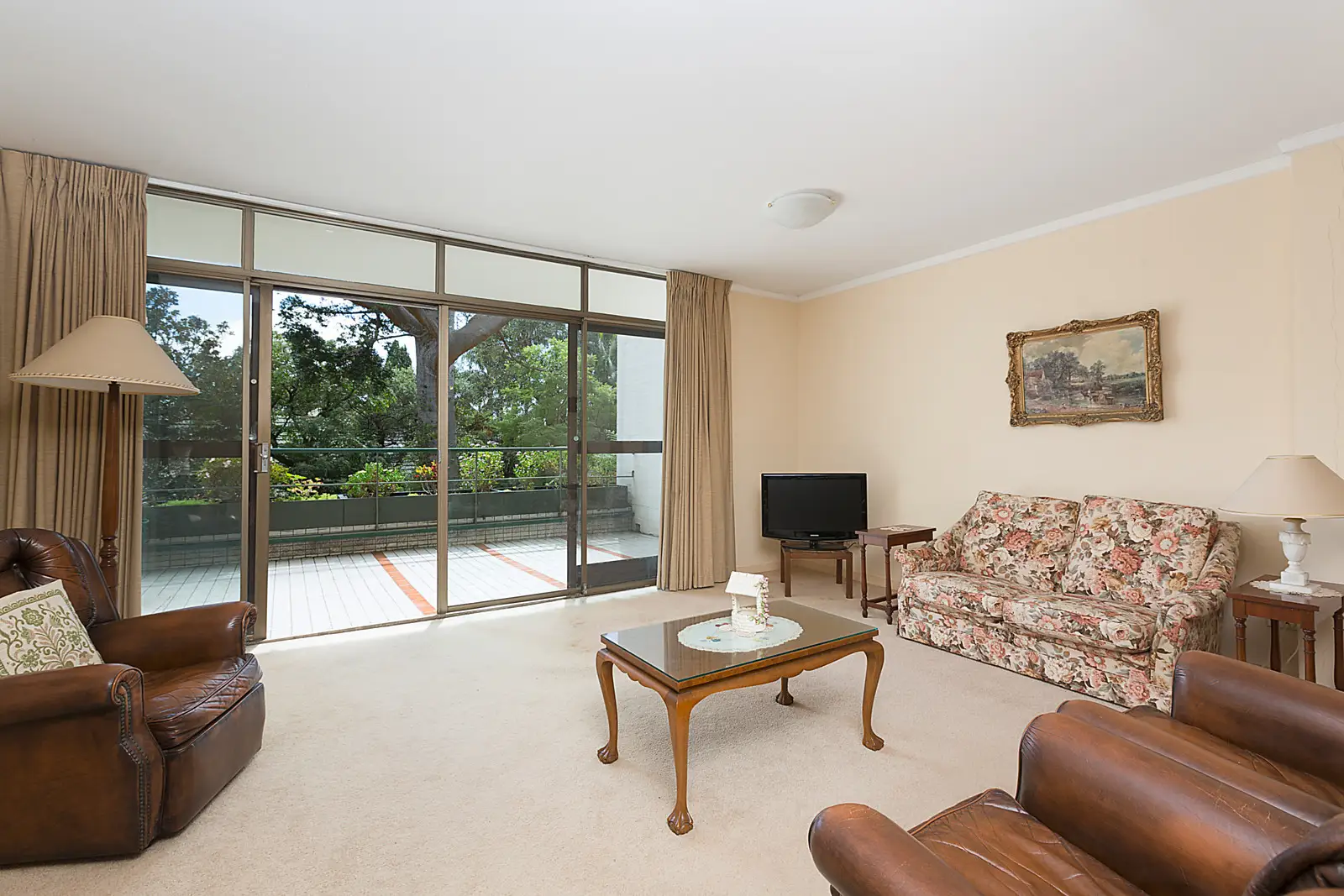 28/16-18 Rosemont Avenue, Woollahra Sold by Bradfield Badgerfox - image 1