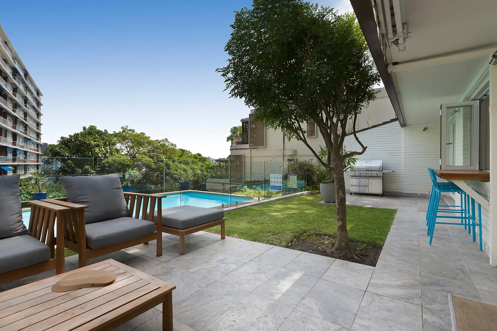 2/38 Darling Point Road, Darling Point Sold by Bradfield Badgerfox - image 1