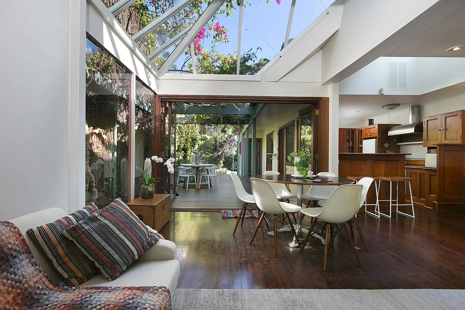 100 Cameron Street, Edgecliff Sold by Bradfield Badgerfox - image 1