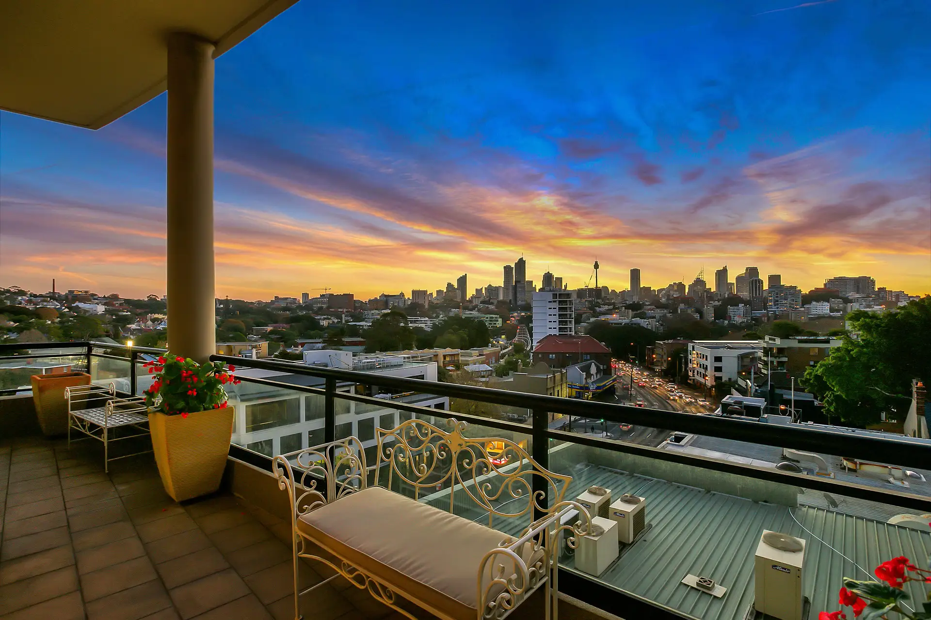 402/2 Darling Point Road, Darling Point Sold by Bradfield Badgerfox - image 1