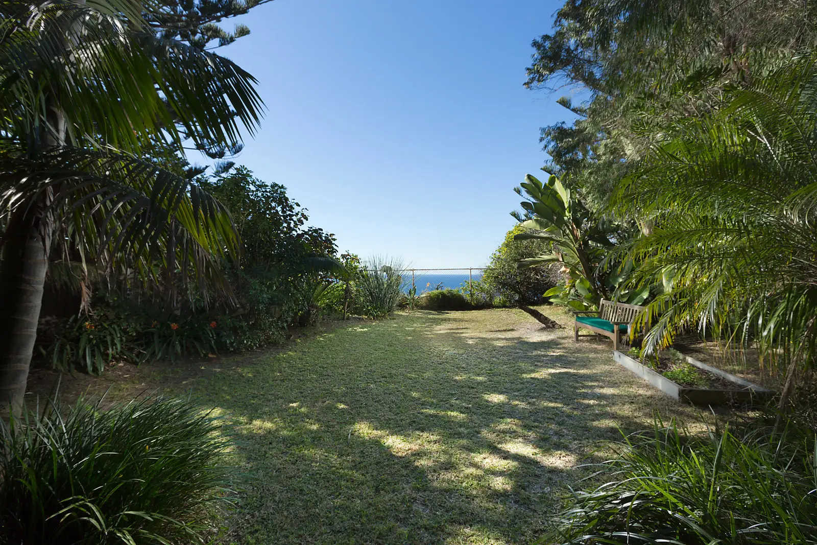 36 Wentworth Street, Dover Heights Sold by Bradfield Badgerfox - image 1