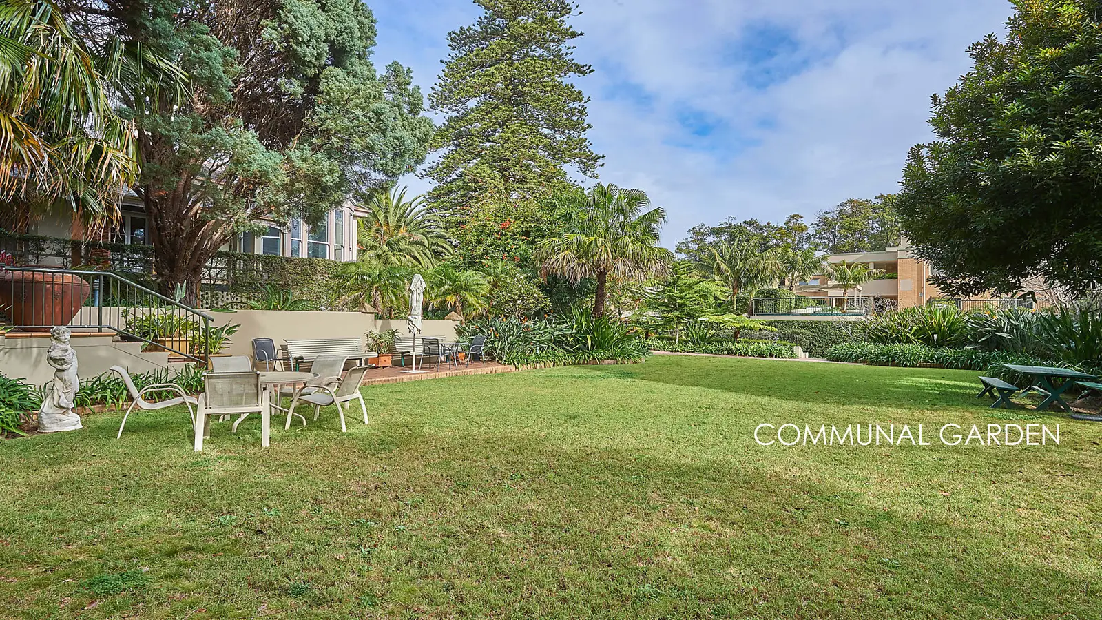 24/118 Wallis Street, Woollahra Sold by Bradfield Badgerfox - image 1