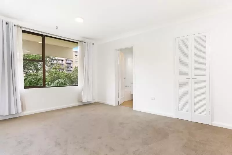 4/58-64 Darling Point Road, Darling Point Leased by Bradfield Badgerfox - image 1