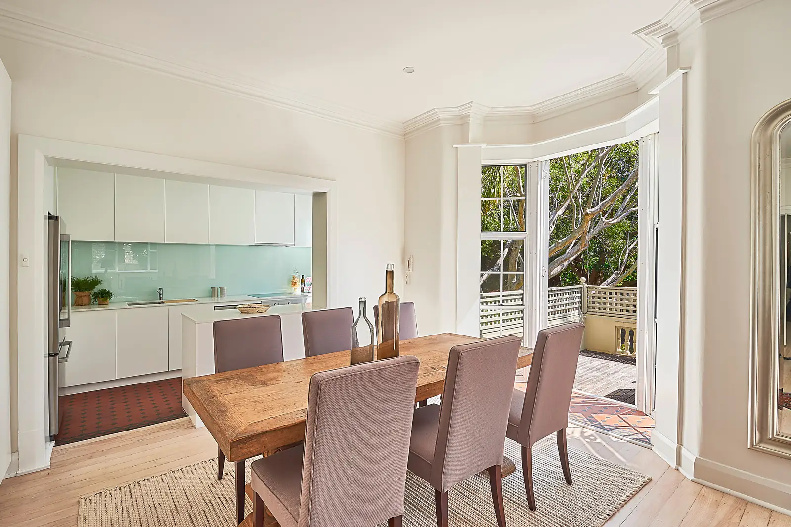 8/121 Darling Point Road, Darling Point Sold by Bradfield Badgerfox - image 1