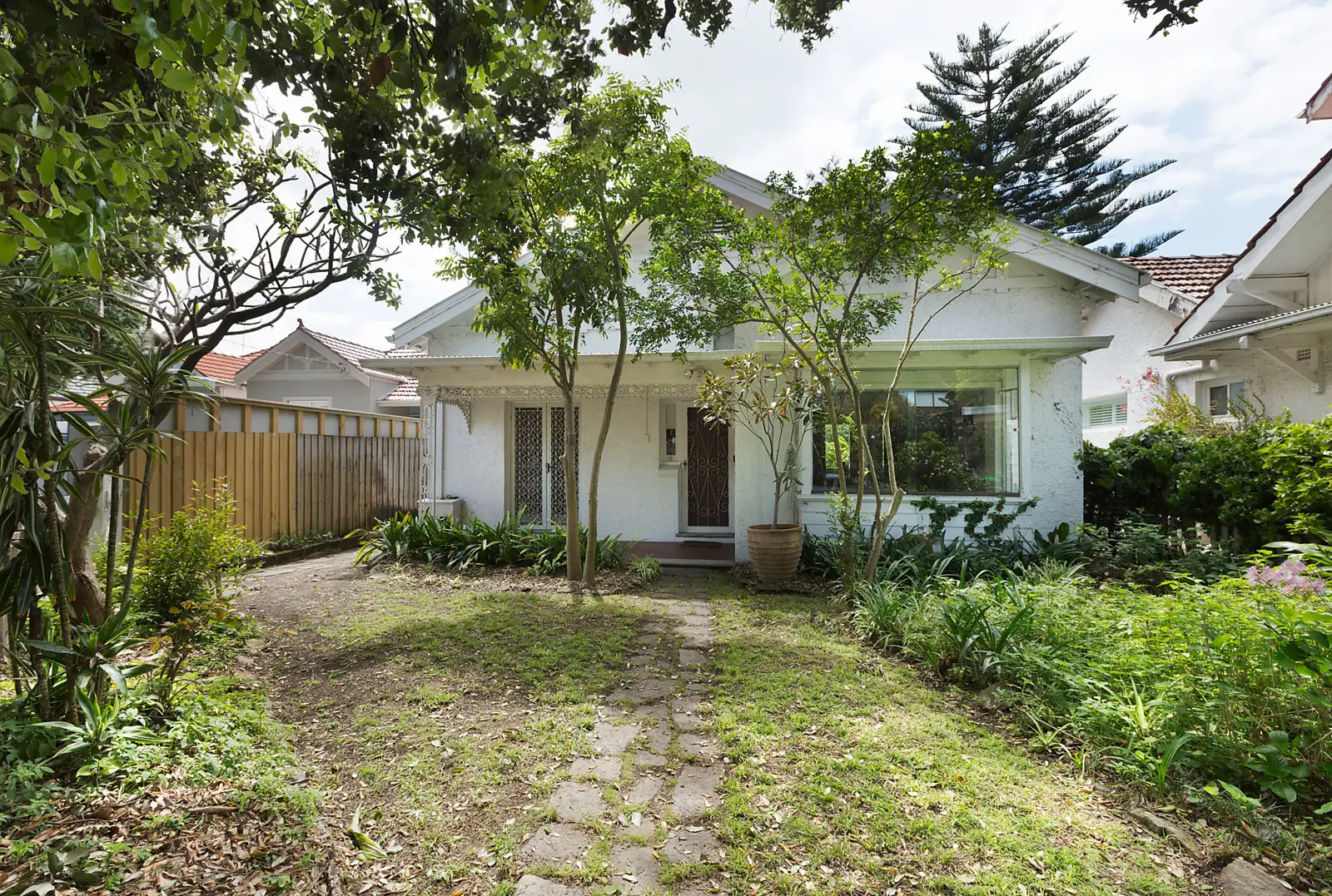 52 Manning Road, Double Bay Sold by Bradfield Badgerfox - image 1