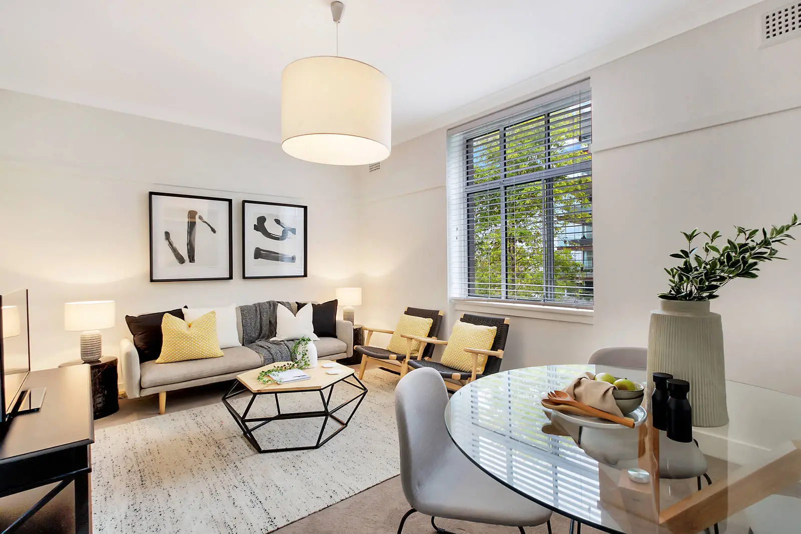 17/9 Wylde Street, Potts Point Sold by Bradfield Badgerfox - image 1