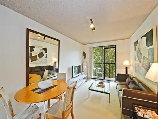 38/679 Bourke Street, Surry Hills Sold by Bradfield Badgerfox