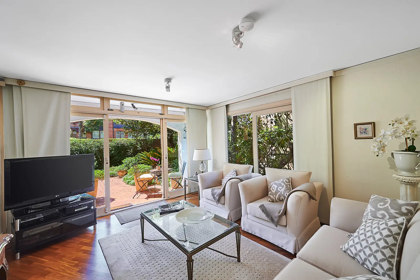 9/3-5 Marathon Road, Darling Point Sold by Bradfield Badgerfox - image 1