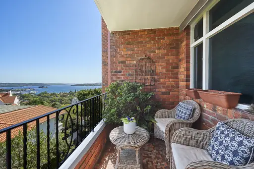 6/35 Drumalbyn Road, Bellevue Hill Sold by Bradfield Badgerfox