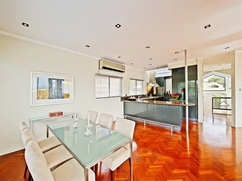 77 Kings Road, Vaucluse Sold by Bradfield Badgerfox - image 1