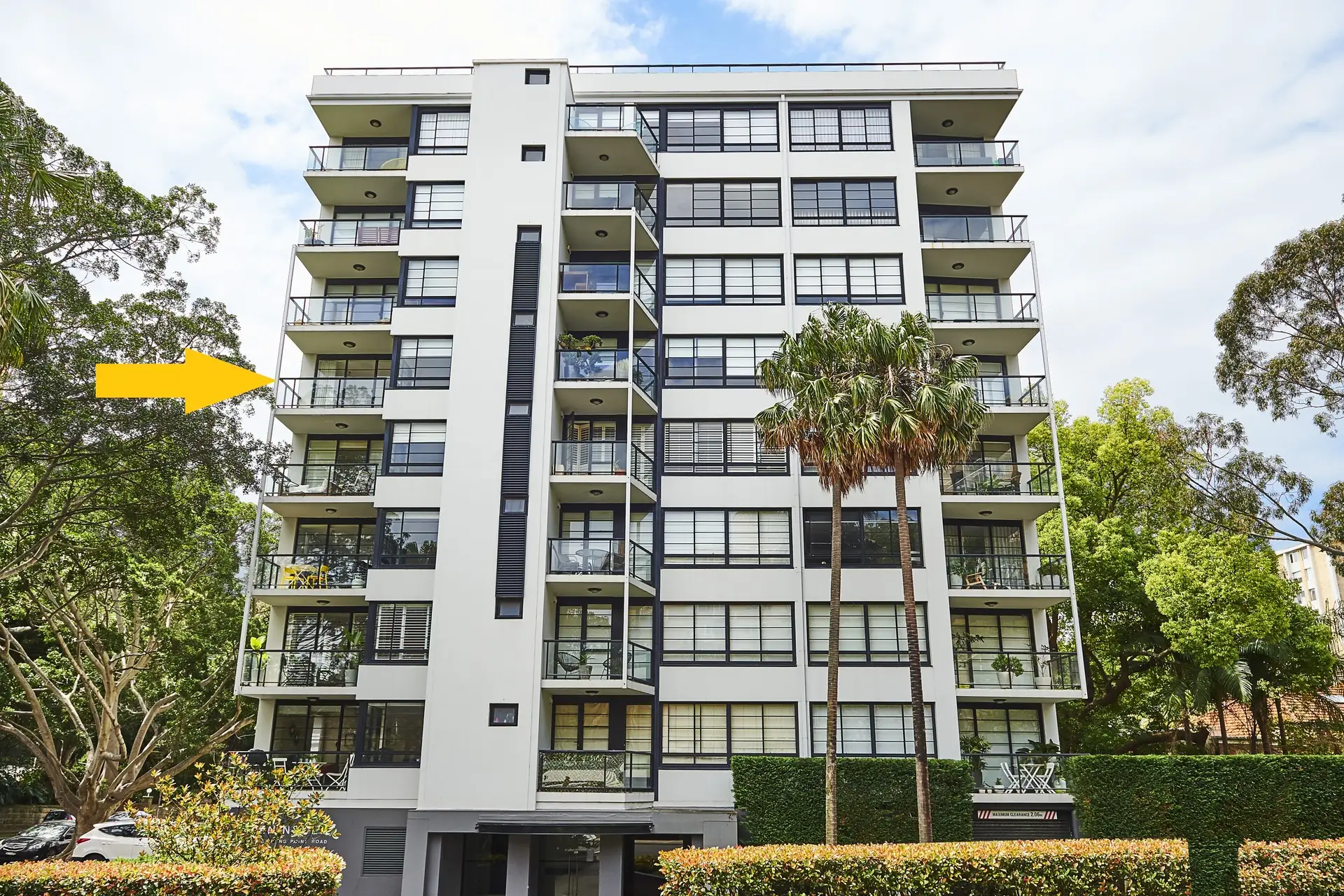 13/107 Darling Point Road, Darling Point Sold by Bradfield Badgerfox - image 1