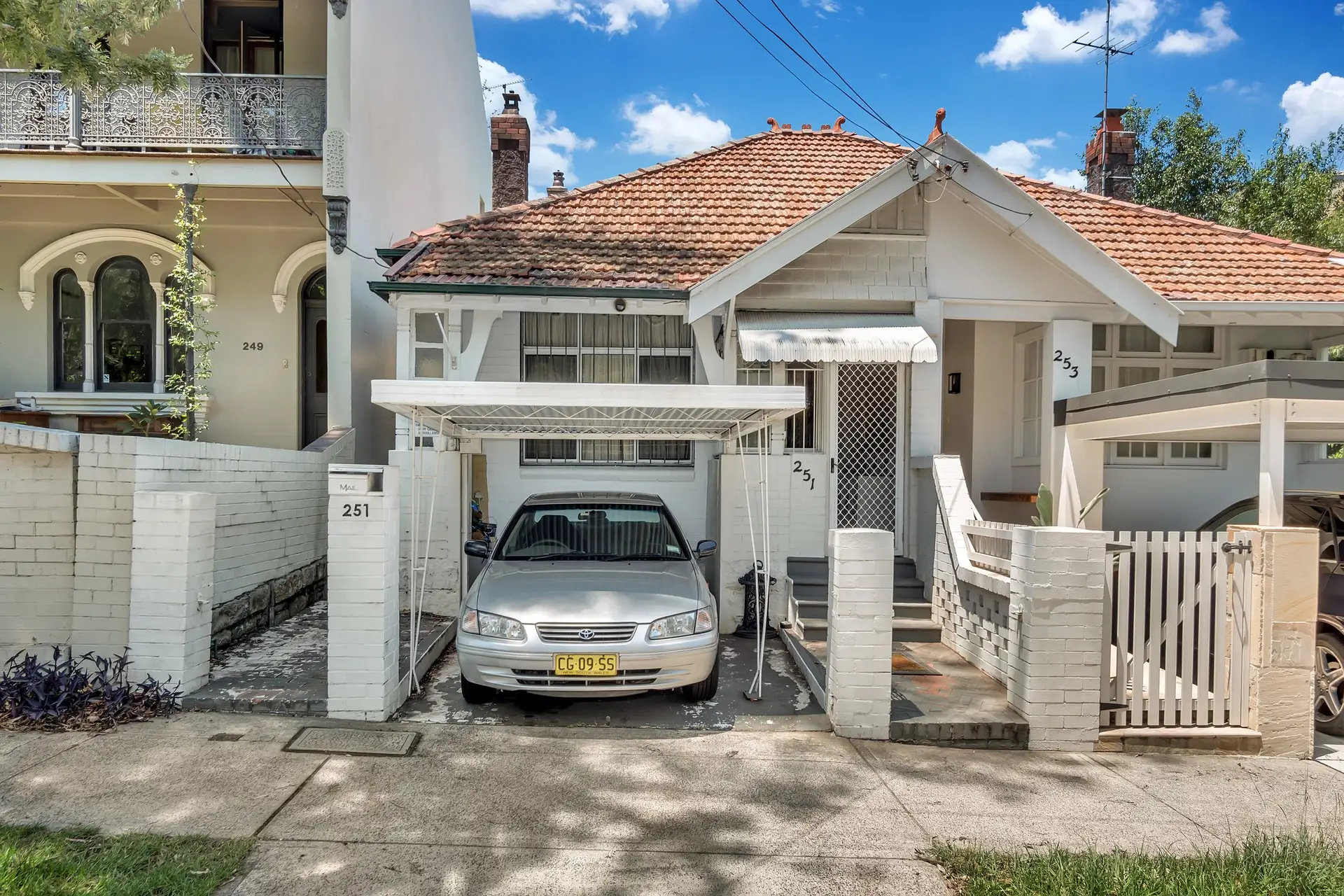 251 Avoca Street, Randwick Sold by Bradfield Badgerfox - image 1