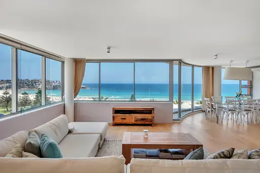 402/152-162 Campbell Parade, Bondi Beach Sold by Bradfield Badgerfox