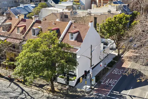 386 Crown Street, Surry Hills Sold by Bradfield Badgerfox