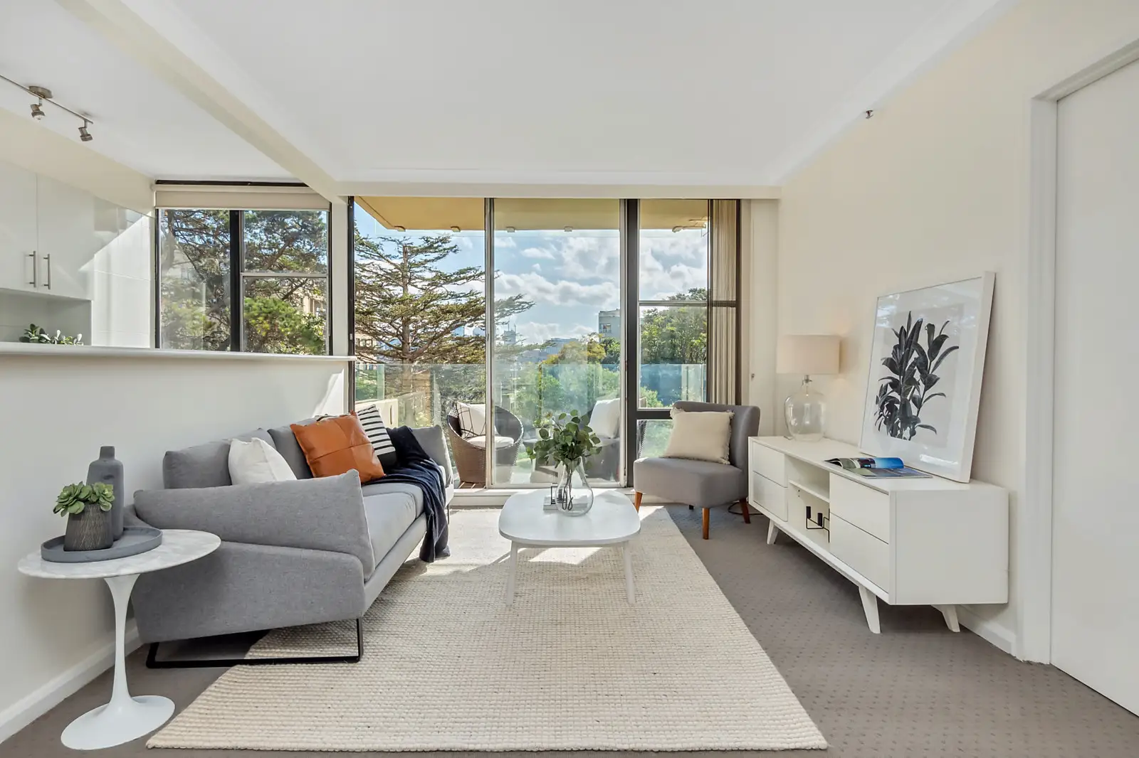 2B/3-17 Darling Point Road, Darling Point Sold by Bradfield Badgerfox - image 1