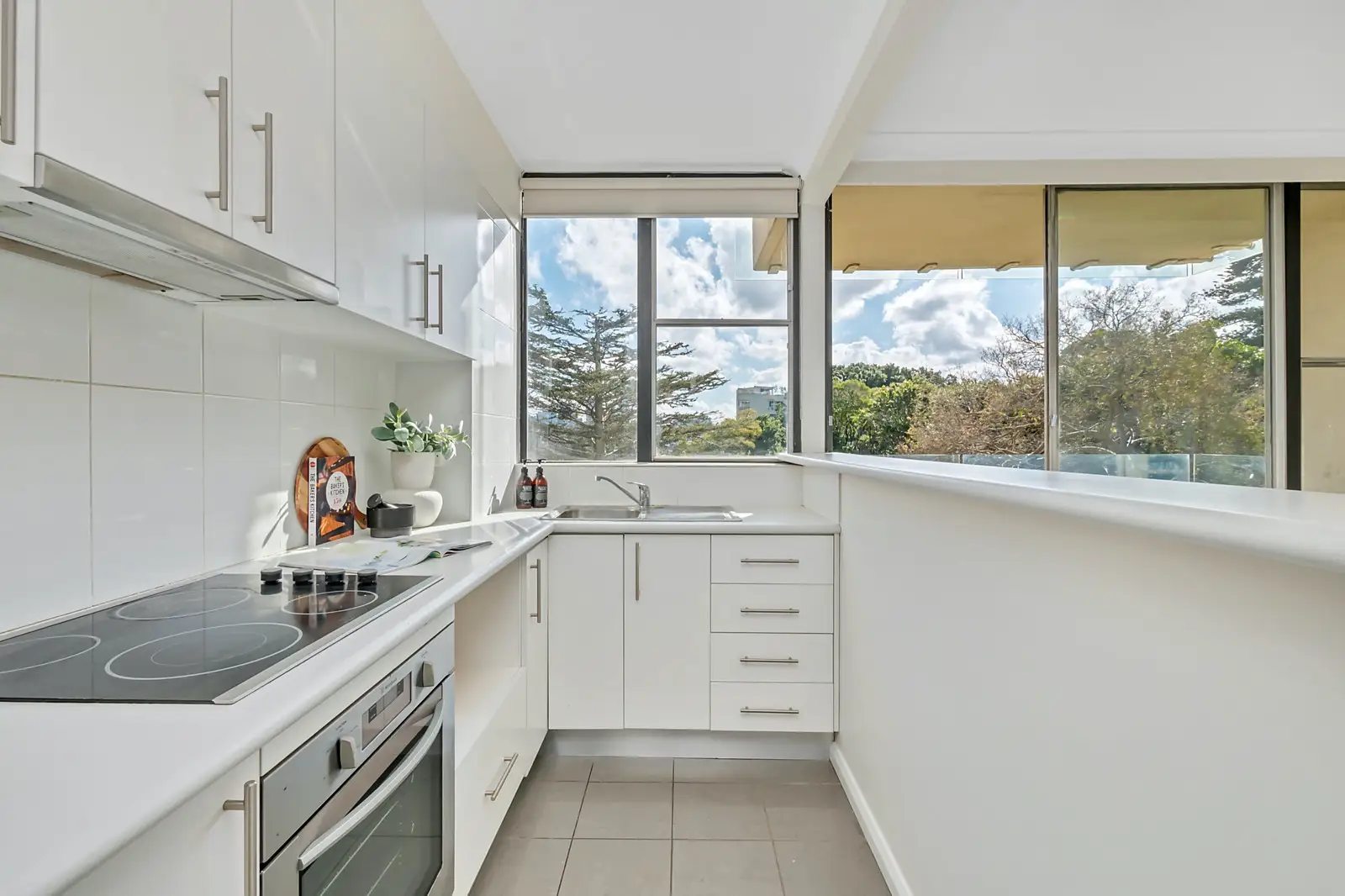 2B/3-17 Darling Point Road, Darling Point Sold by Bradfield Badgerfox - image 1