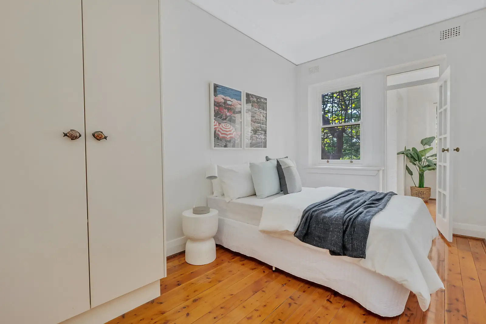 9/281A Edgecliff Road, Woollahra Sold by Bradfield Badgerfox - image 1