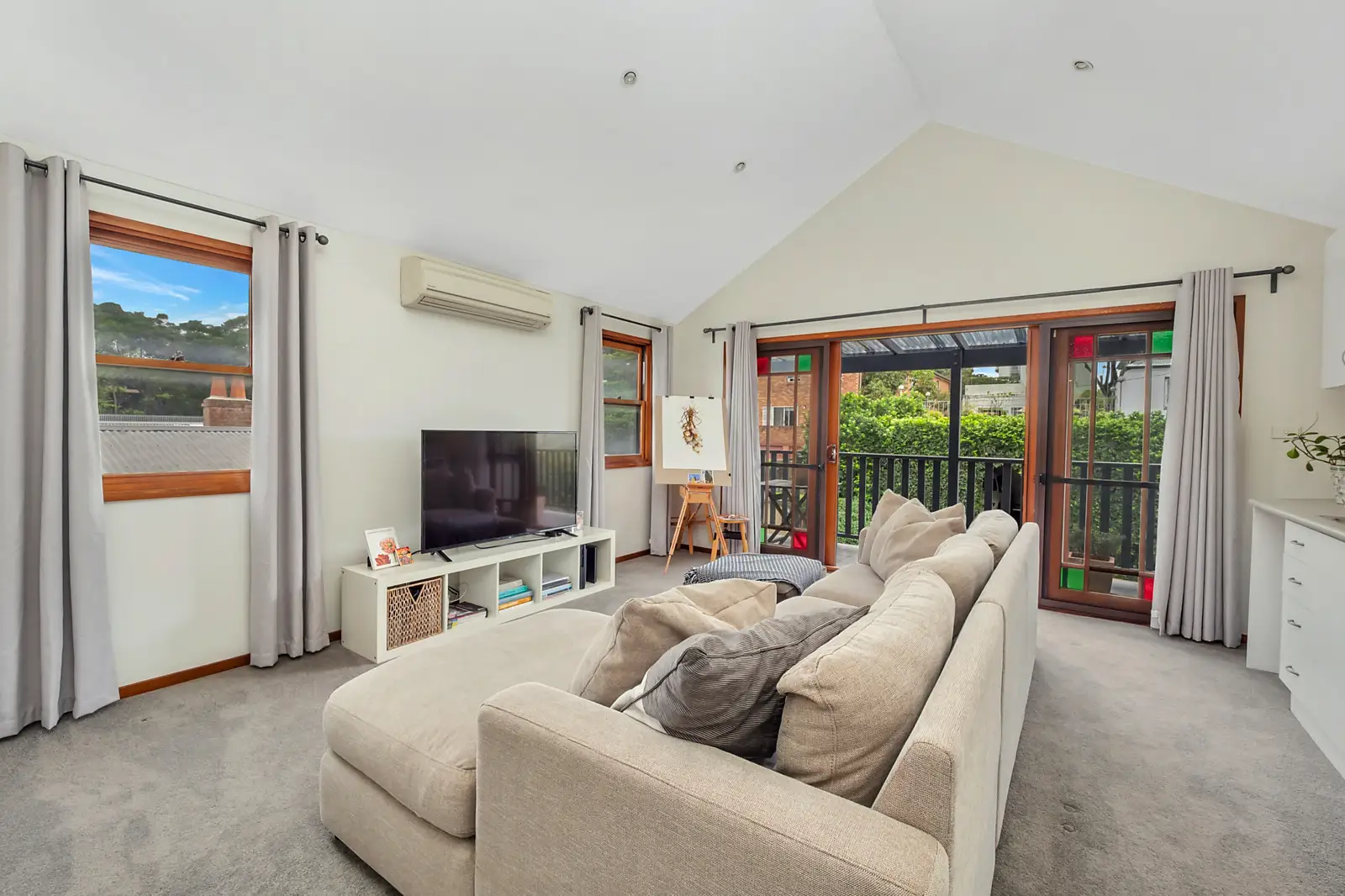 168 Carrington Road, Waverley Sold by Bradfield Badgerfox - image 1