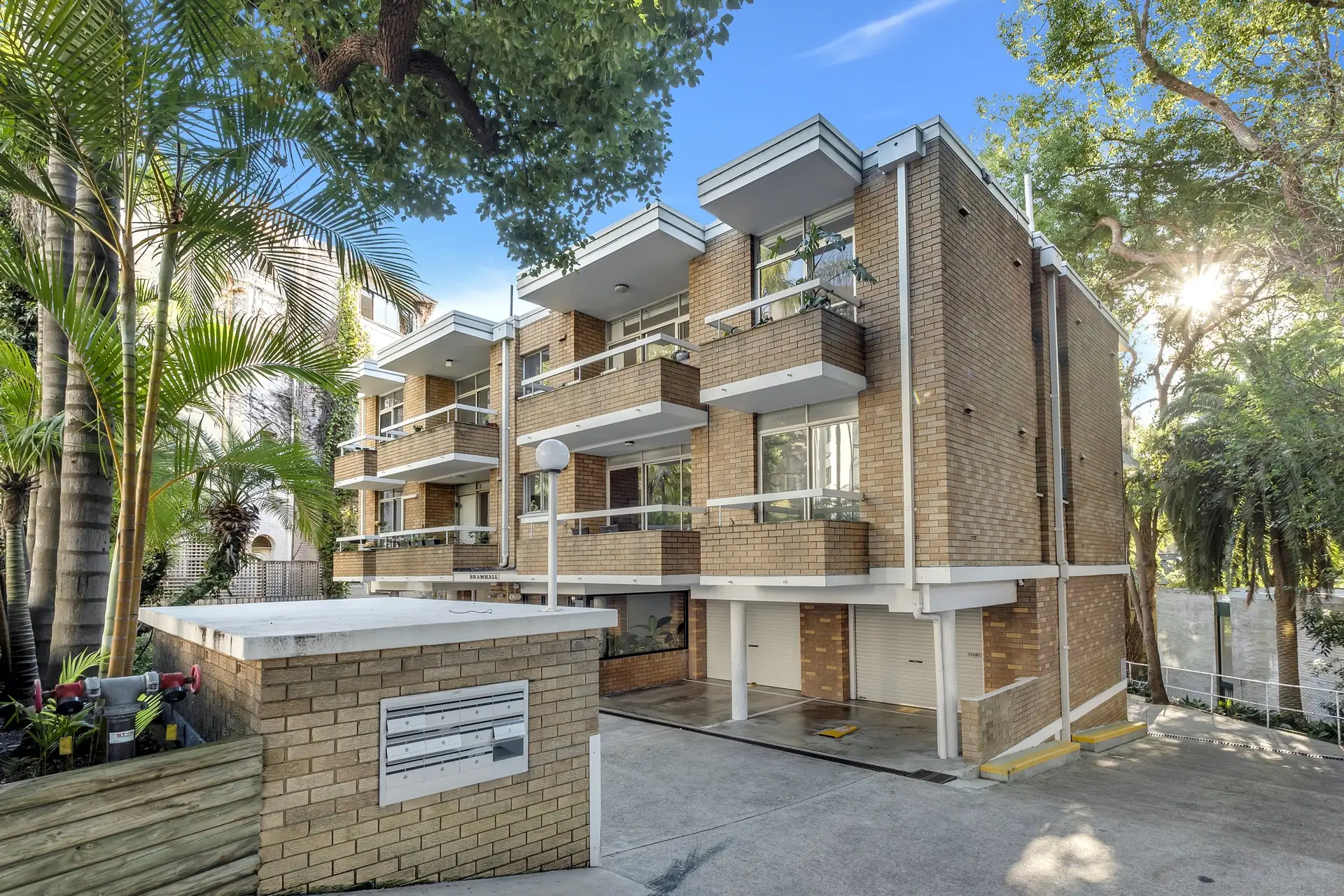 5/260 New South Head Road, Double Bay Sold by Bradfield Badgerfox - image 1