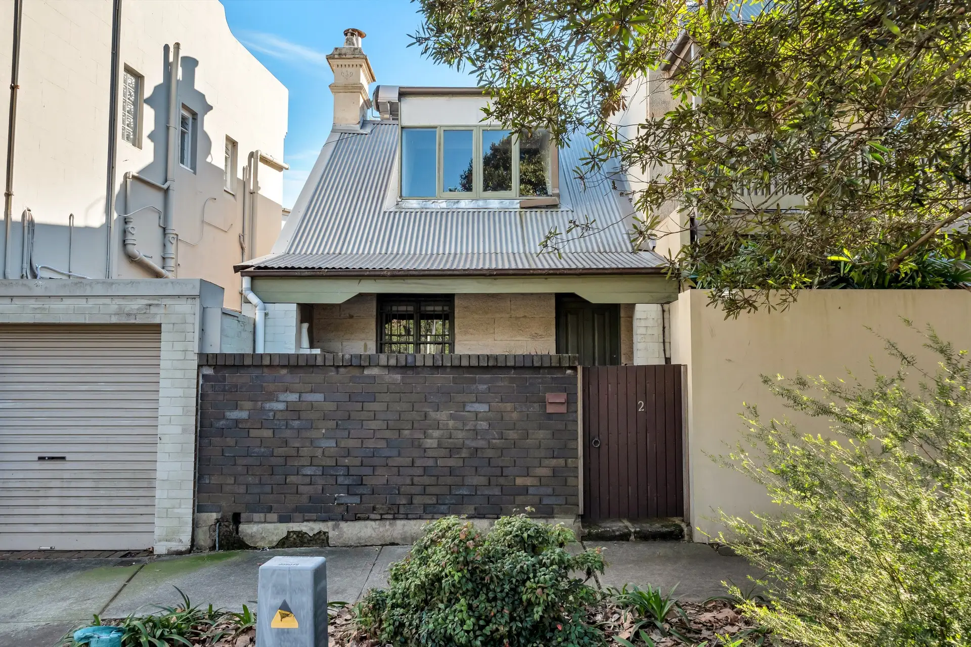2 Wallis Street, Woollahra Sold by Bradfield Badgerfox - image 1