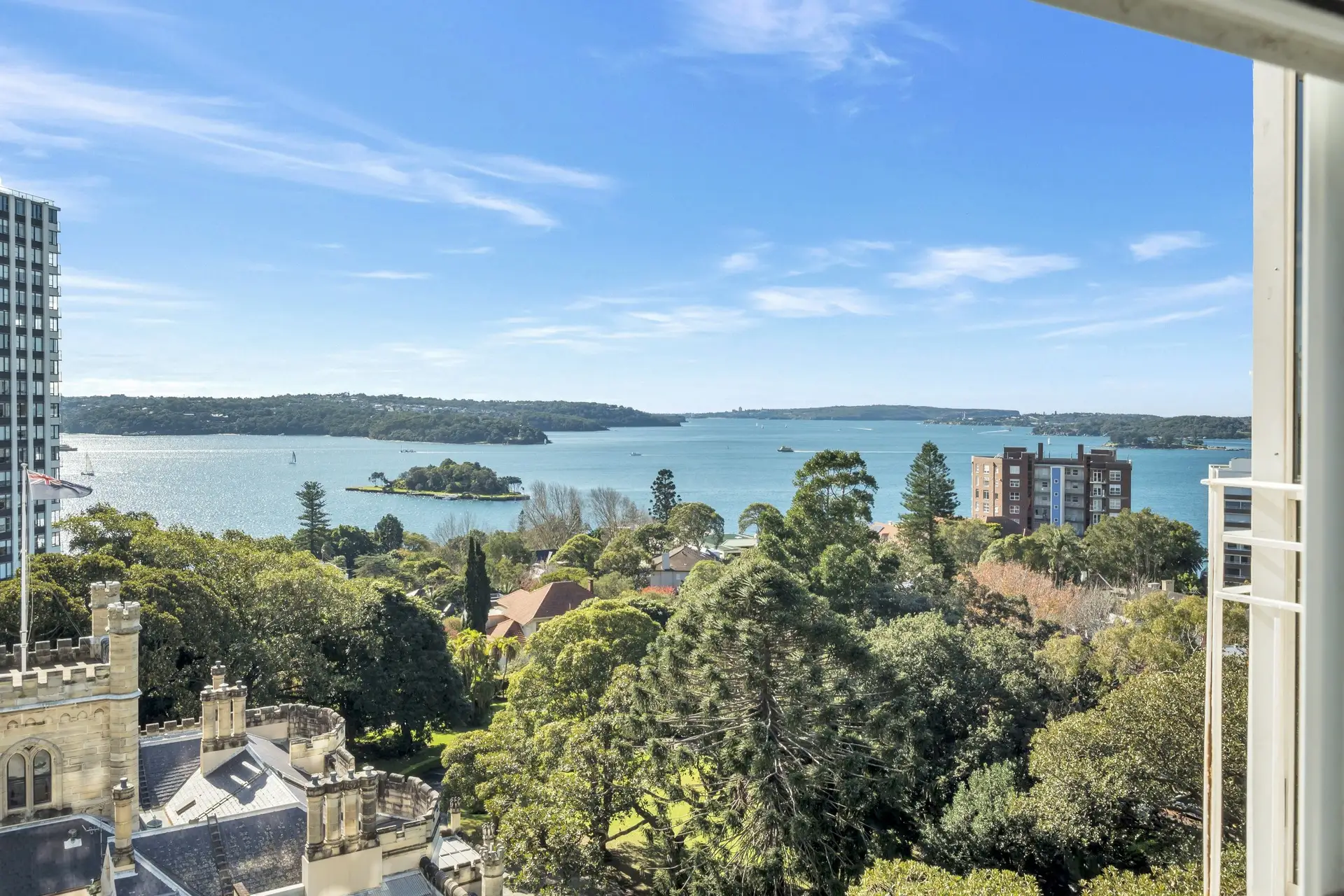 83/66 Darling Point Road, Darling Point Sold by Bradfield Badgerfox - image 1