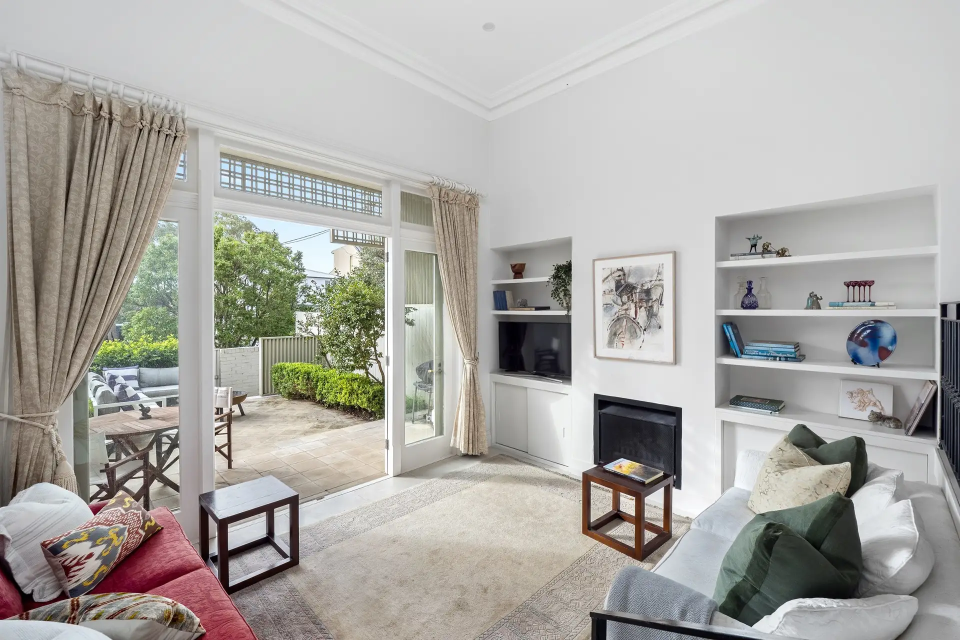 39 Fletcher Street, Woollahra Sold by Bradfield Badgerfox - image 1