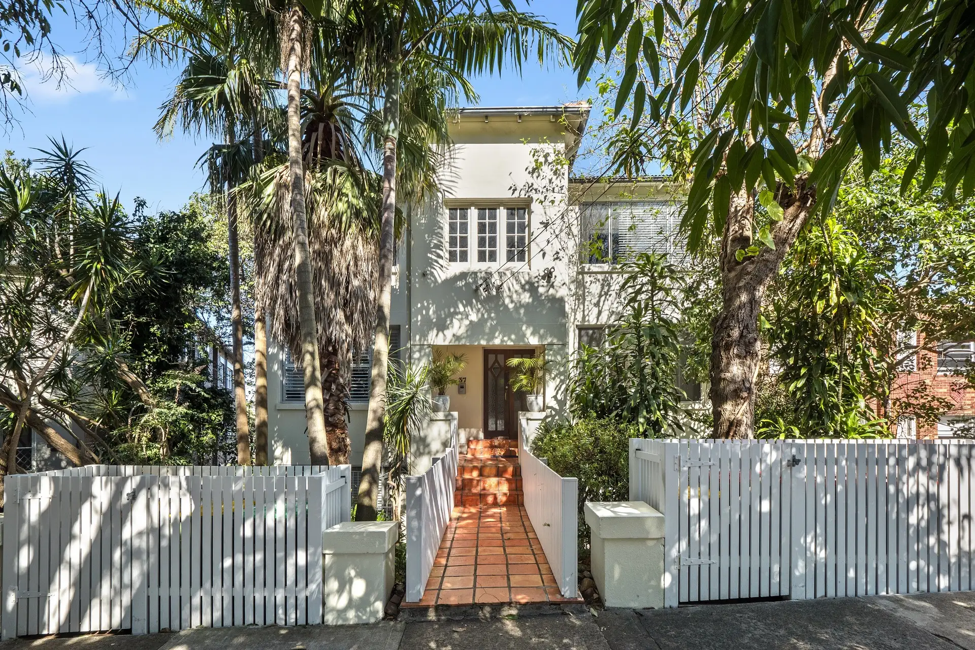 1/37 Birriga Road, Bellevue Hill Sold by Bradfield Badgerfox - image 1