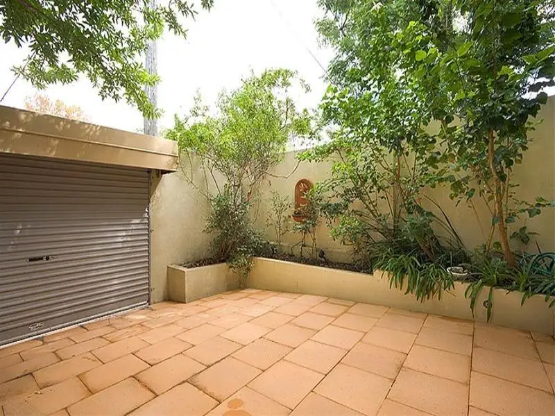 162 Underwood Street, Paddington Sold by Bradfield Badgerfox - image 1