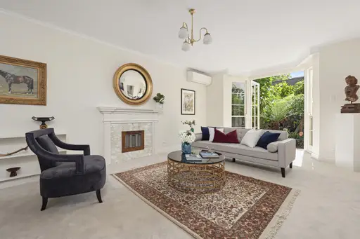 9-11 Rosemont Avenue, Woollahra Sold by Bradfield Badgerfox