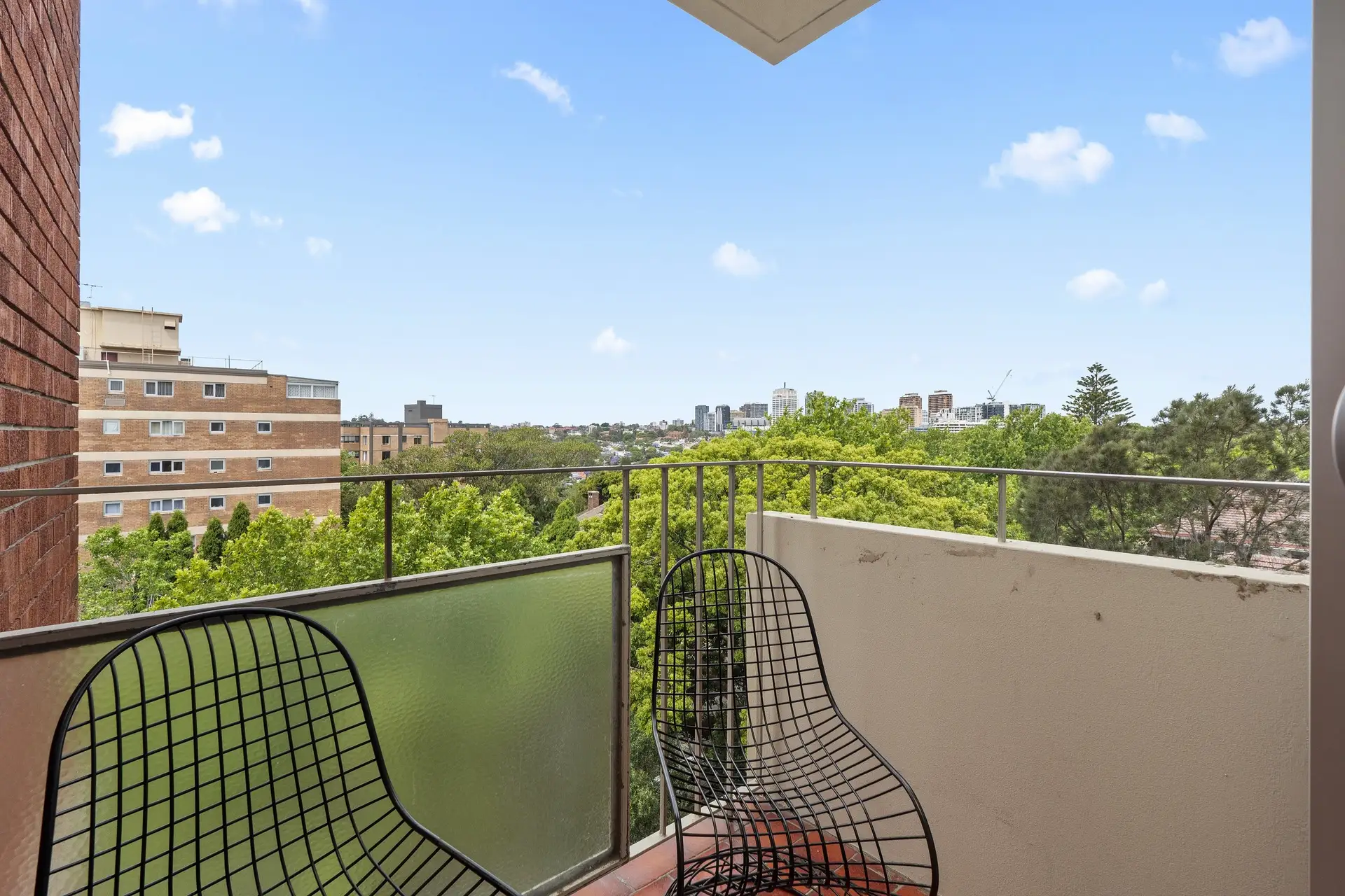 32/8-14 Fullerton Street, Woollahra Sold by Bradfield Badgerfox - image 1